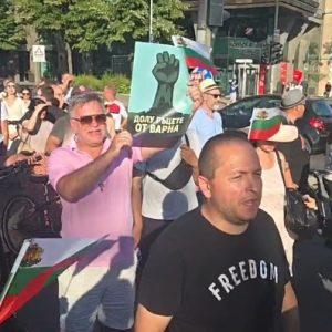 Оставиха в ареста общинските съветници от Варна, обвинени с кмета Коцев